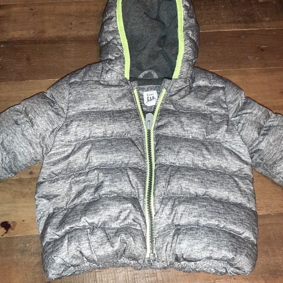 Baby boy GAP lightweight puffer 12-18 months - Picture 2 of 2